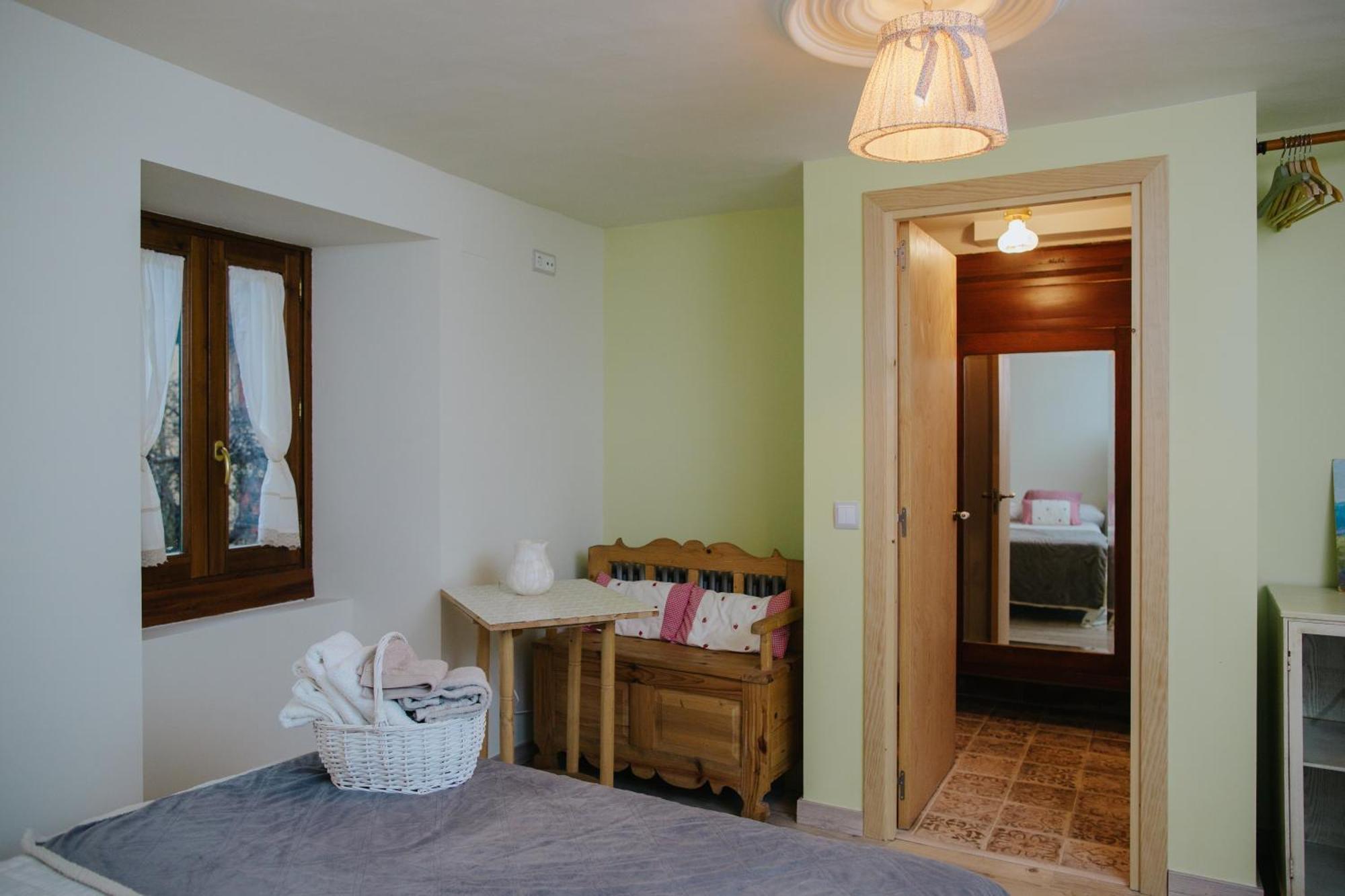 Casa Rural Valle De Tena ซาเยนต์ เด กาเยโก ภายนอก รูปภาพ