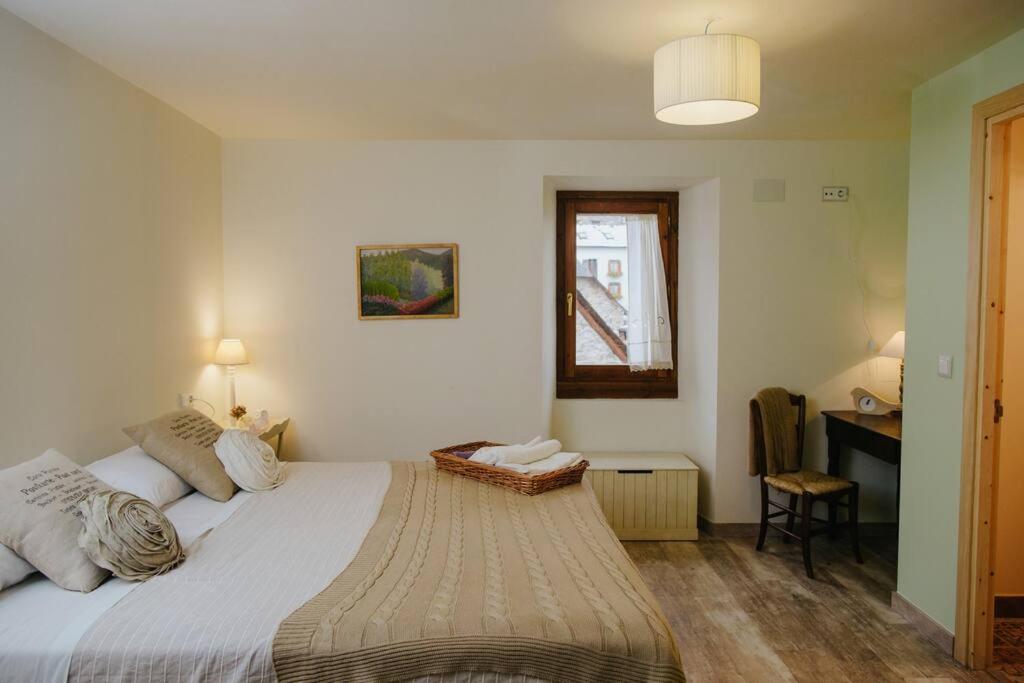 Casa Rural Valle De Tena ซาเยนต์ เด กาเยโก ภายนอก รูปภาพ
