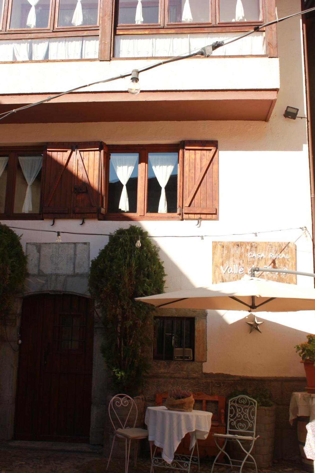 Casa Rural Valle De Tena ซาเยนต์ เด กาเยโก ภายนอก รูปภาพ
