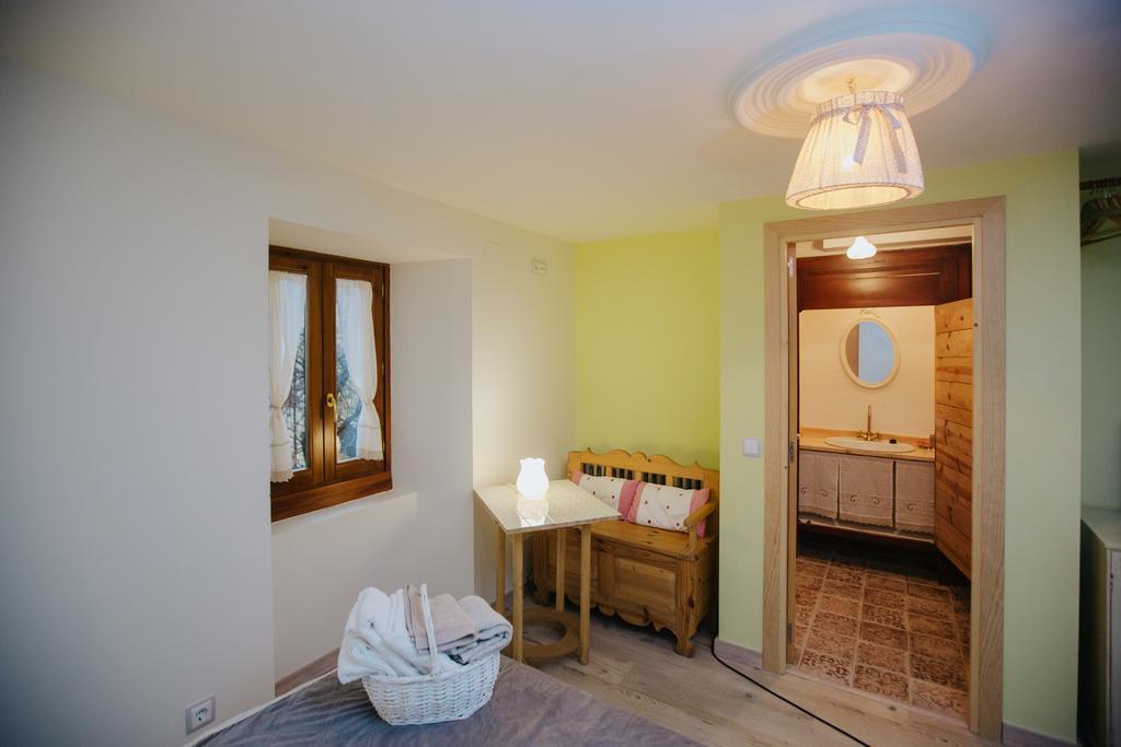 Casa Rural Valle De Tena ซาเยนต์ เด กาเยโก ภายนอก รูปภาพ